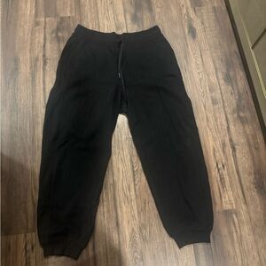 Like new Lululemon scuba joggers black size 10
